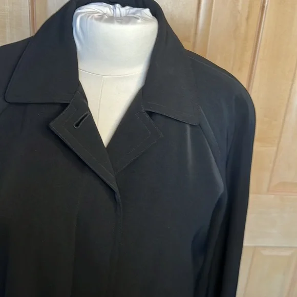 Gallery Black Car Coat with removable lining-PM - Picture 2 of 11
